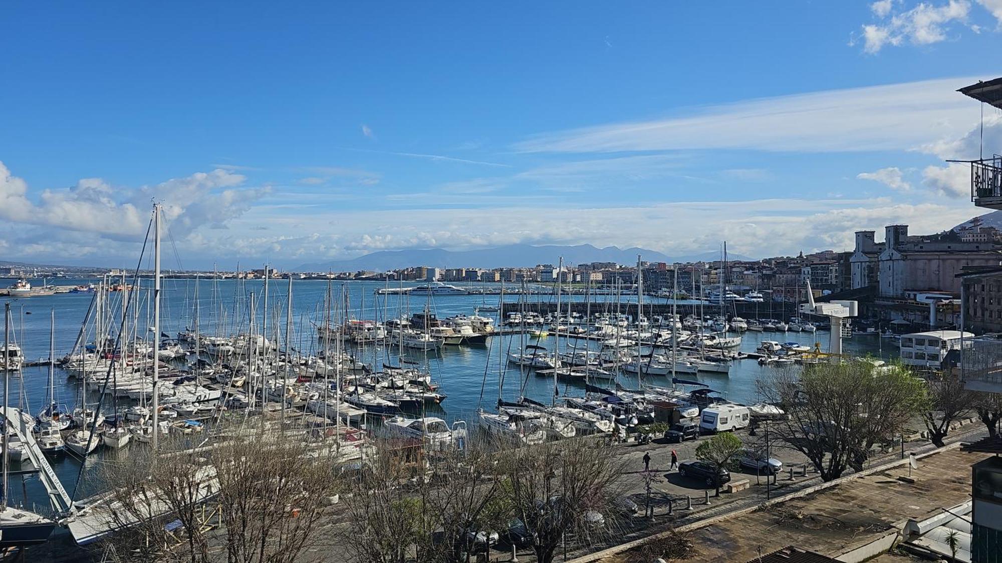 The Sea Beyond Apartment Castellammare di Stabia Luaran gambar